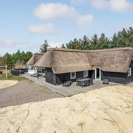 펜션 Per Knoldsvej Xii